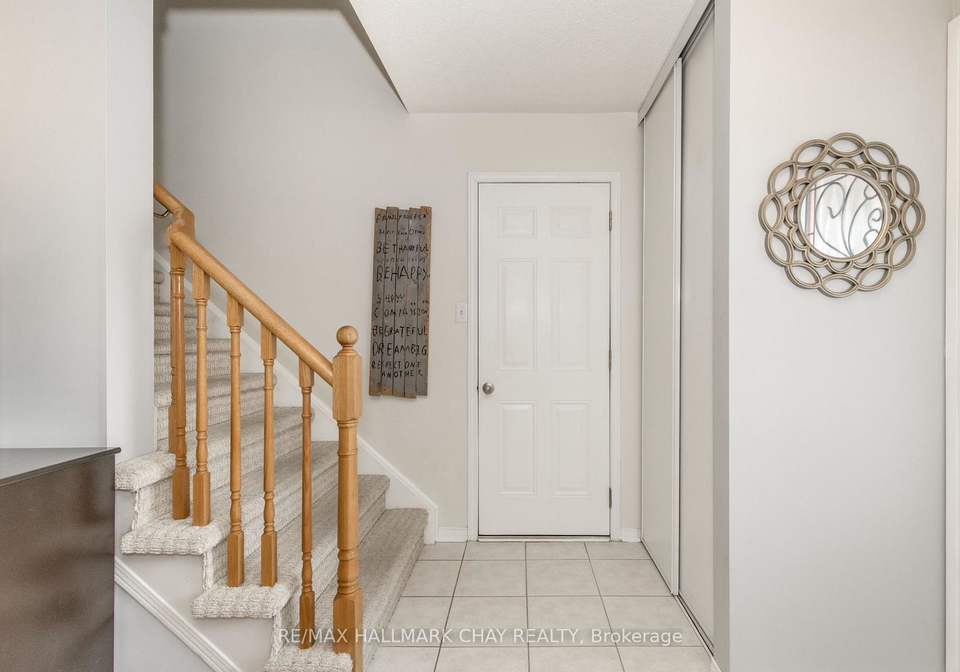 86-trevino-circle-barrie-ontario-s12565780