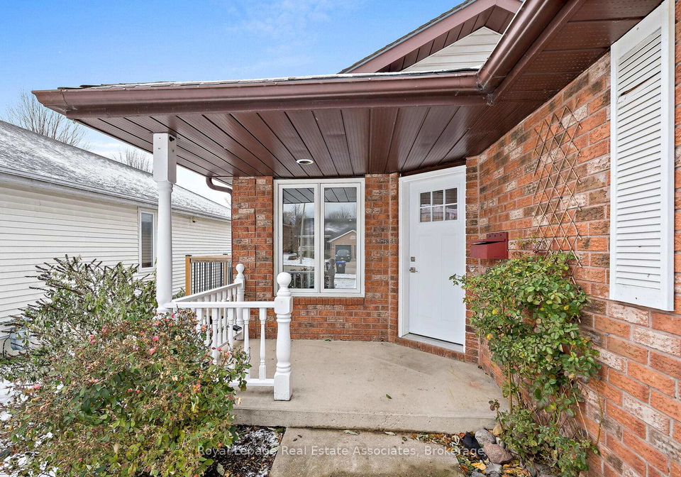16-bush-street-collingwood-ontario-s12566628