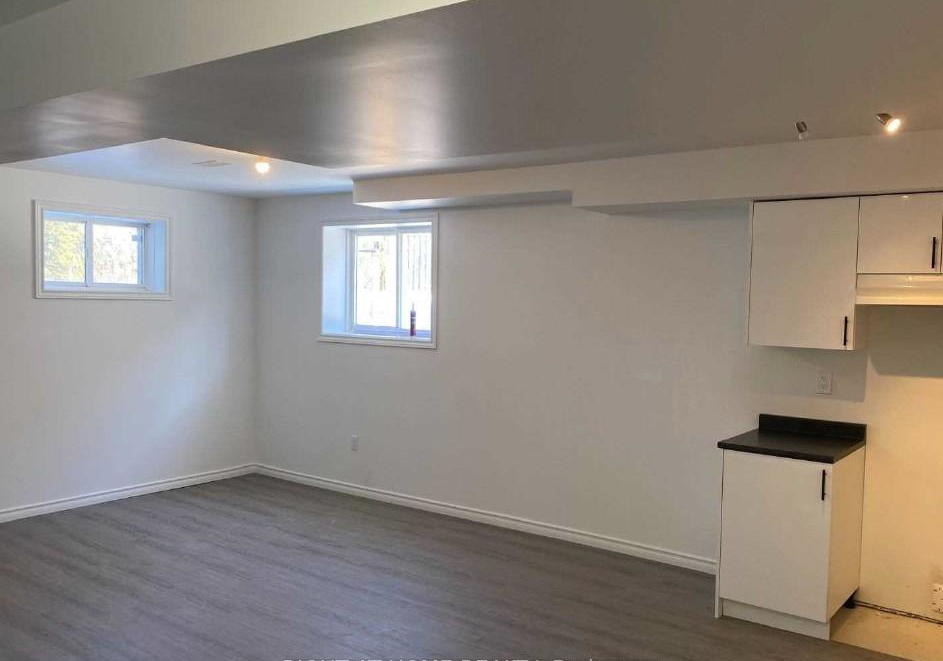 168-hanmer-street-e-barrie-ontario-s12570712
