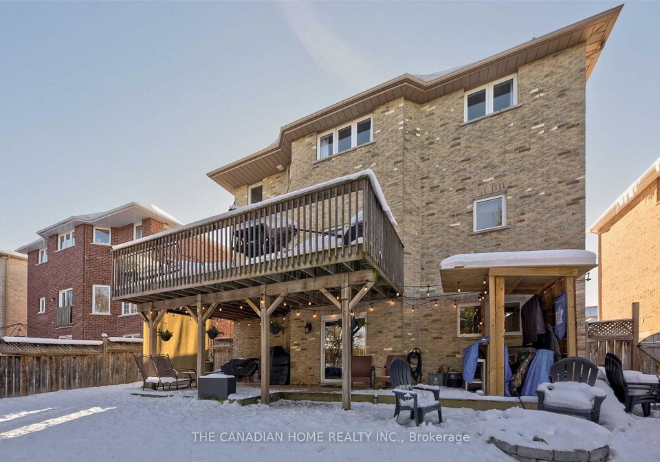 18-silvercreek-crescent-barrie-ontario-s12574492