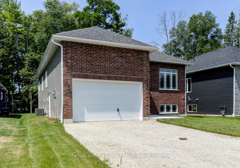 14-56th-street-s-wasaga-beach-ontario-s12575336