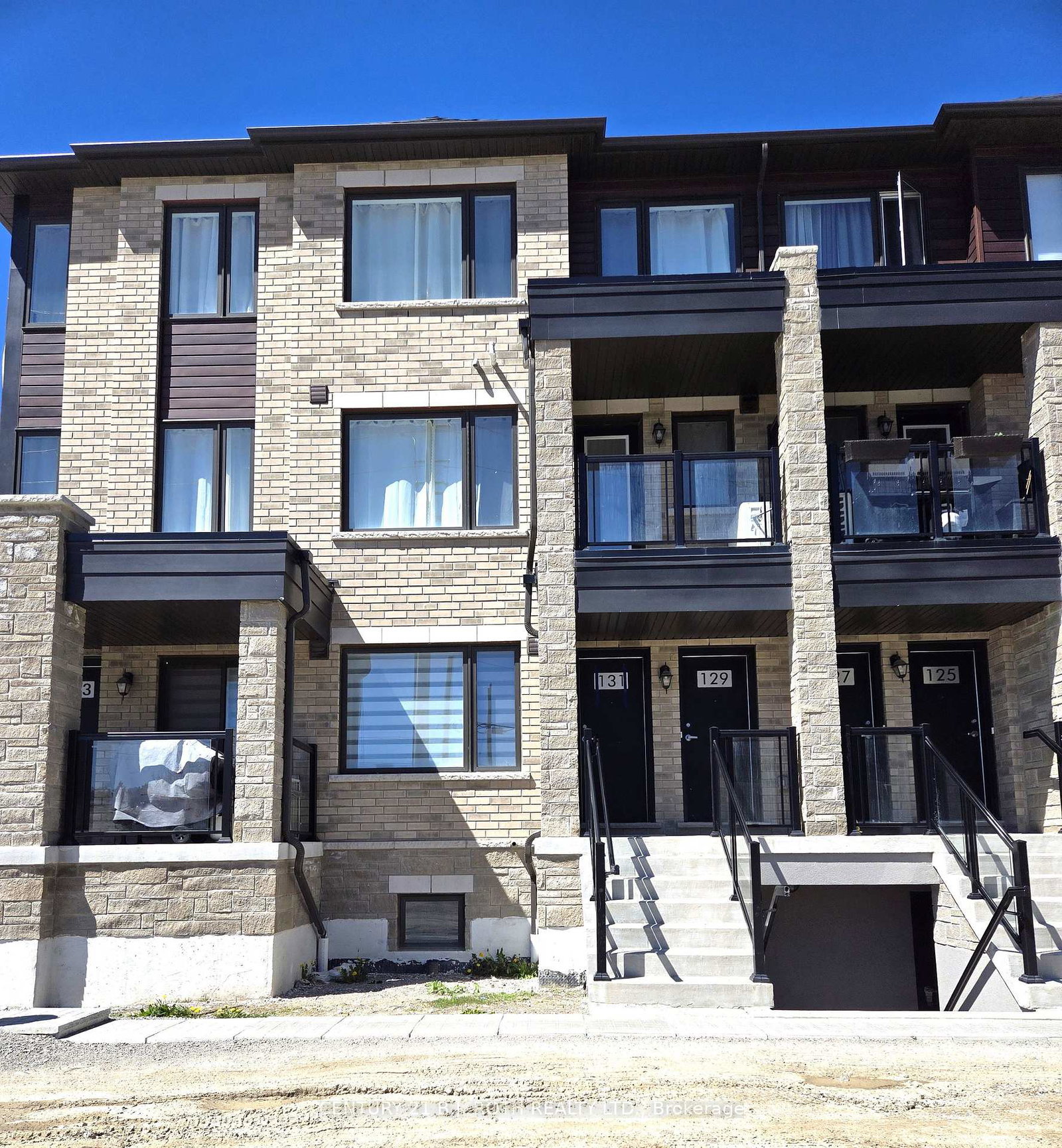131-appletree-lane-barrie-ontario-s12576338