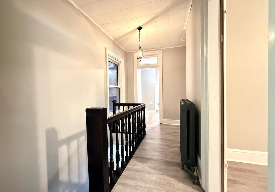 212-bradford-street-barrie-ontario-s12579344