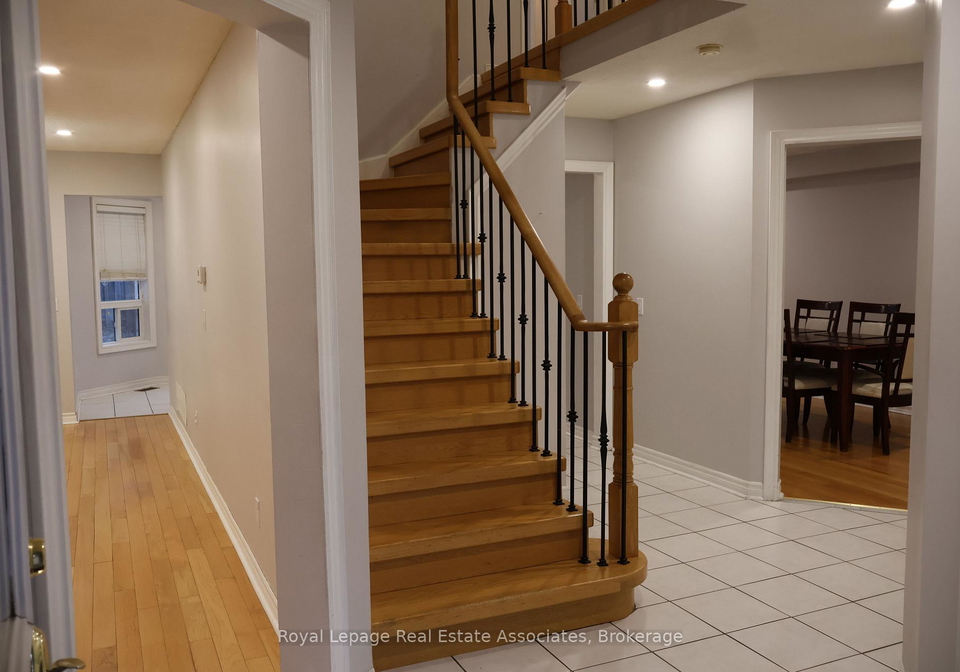 12-wessenger-drive-barrie-ontario-s12579668