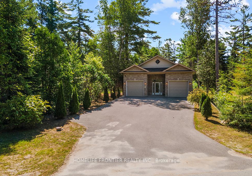 55-homewood-avenue-wasaga-beach-ontario-s12579988