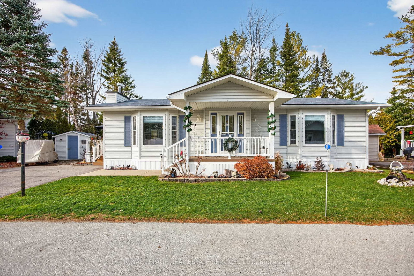 24-topaz-street-wasaga-beach-ontario-s12580524