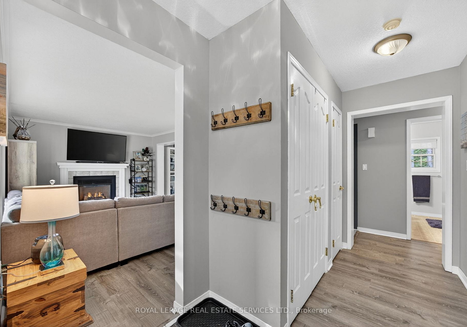 24-topaz-street-wasaga-beach-ontario-s12580524