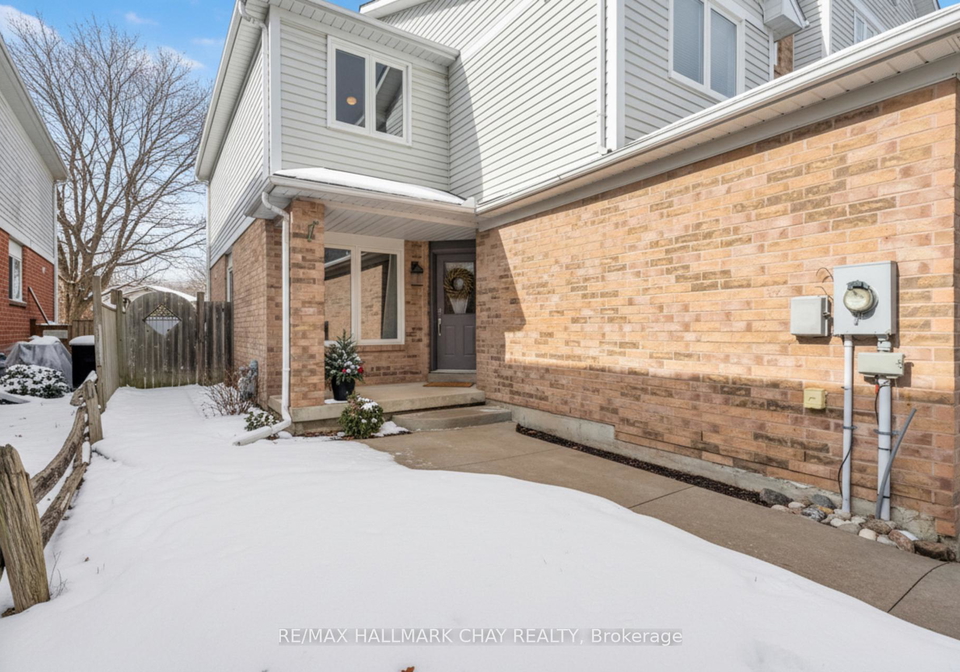 104-pickett-crescent-barrie-ontario-s12581224
