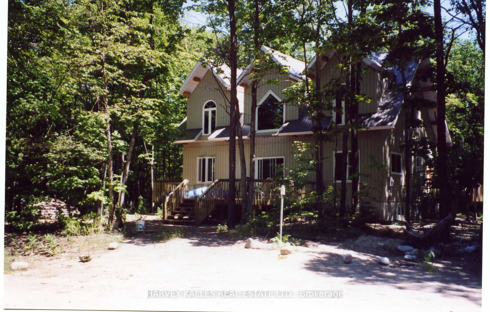 6-mkwa-miikaans-lane-christian-island-30-ontario-s12581264