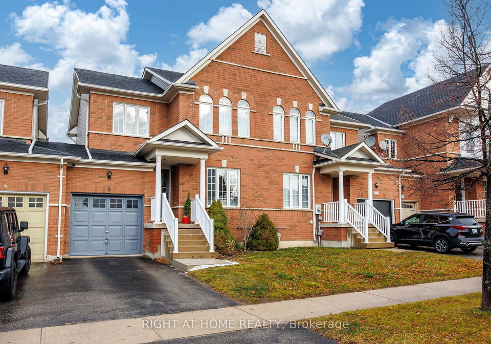 8-diana-way-barrie-ontario-s12581872