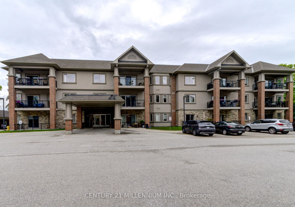19a-yonge-street-n-springwater-ontario-s12584760