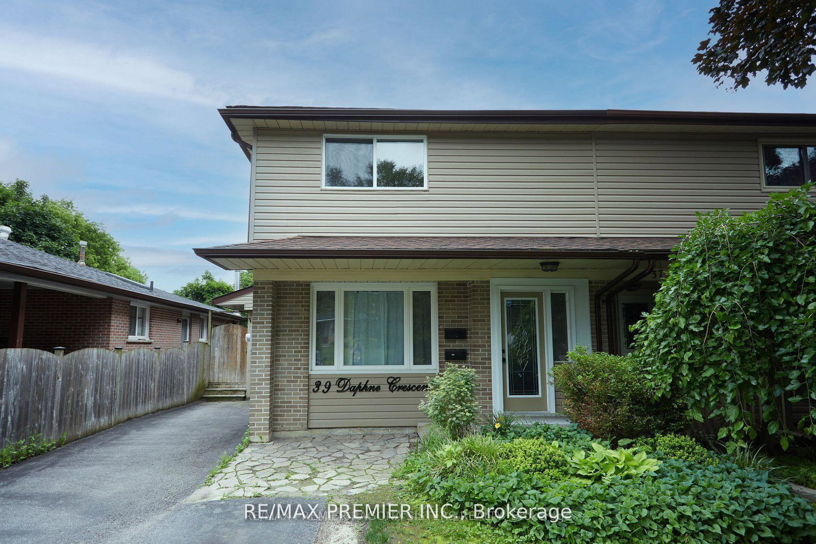 39-daphne-crescent-barrie-ontario-s12584930