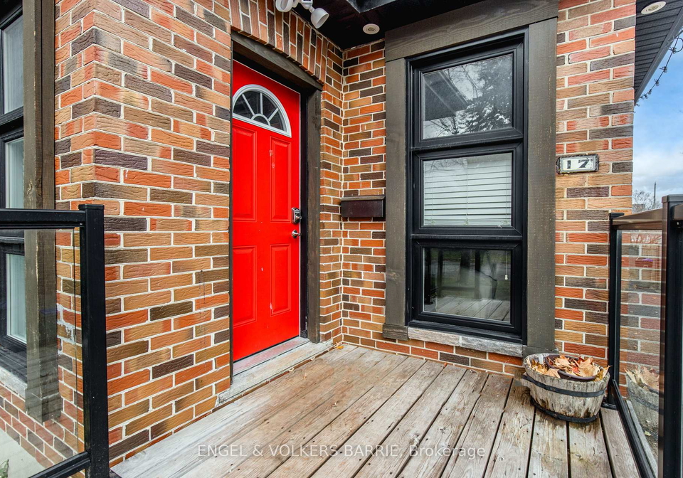 17-thomson-street-barrie-ontario-s12585506
