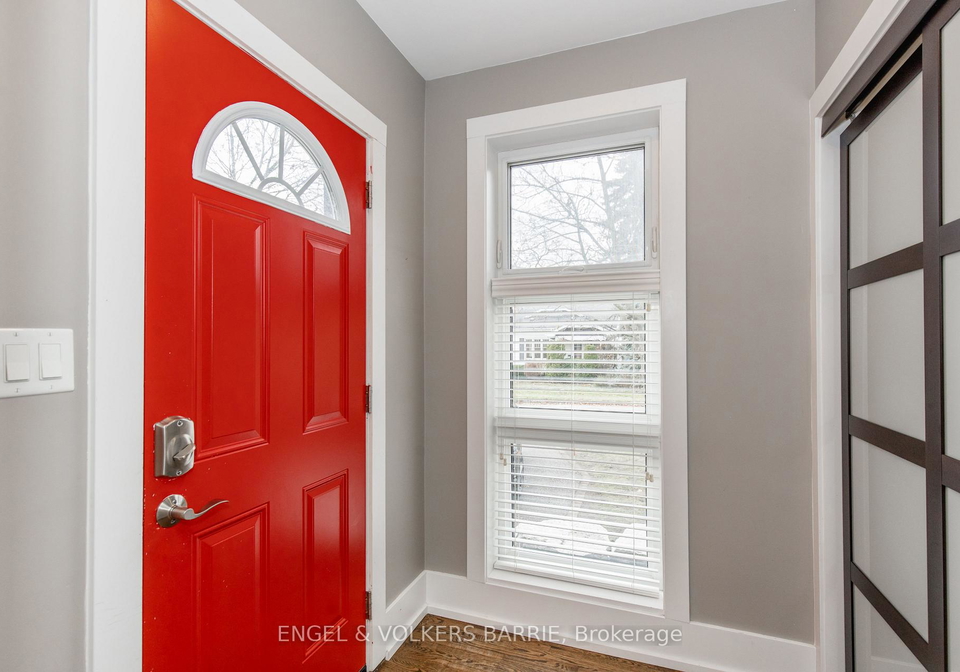 17-thomson-street-barrie-ontario-s12585506