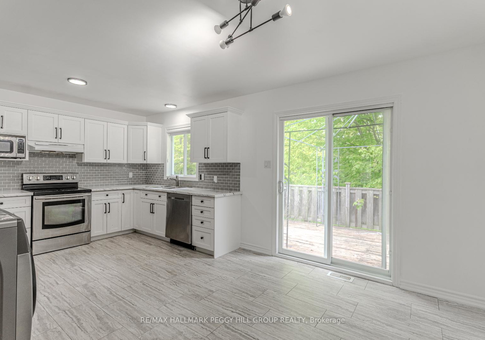 32-54th-street-s-wasaga-beach-ontario-s12590118
