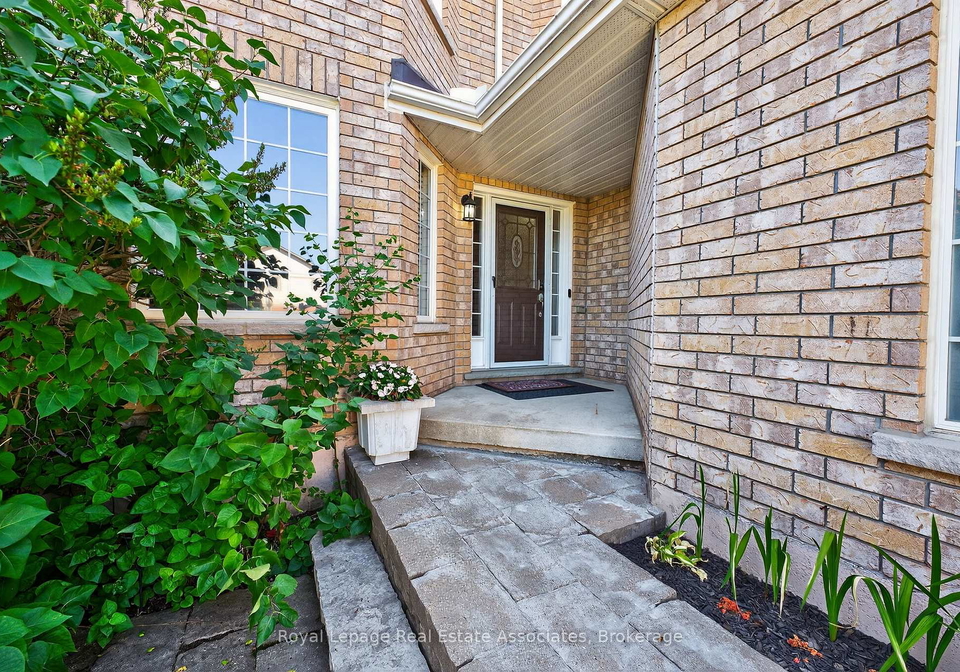 56-bird-street-barrie-ontario-s12591206