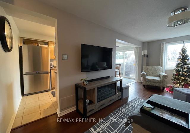105-courtney-crescent-barrie-ontario-s12591398