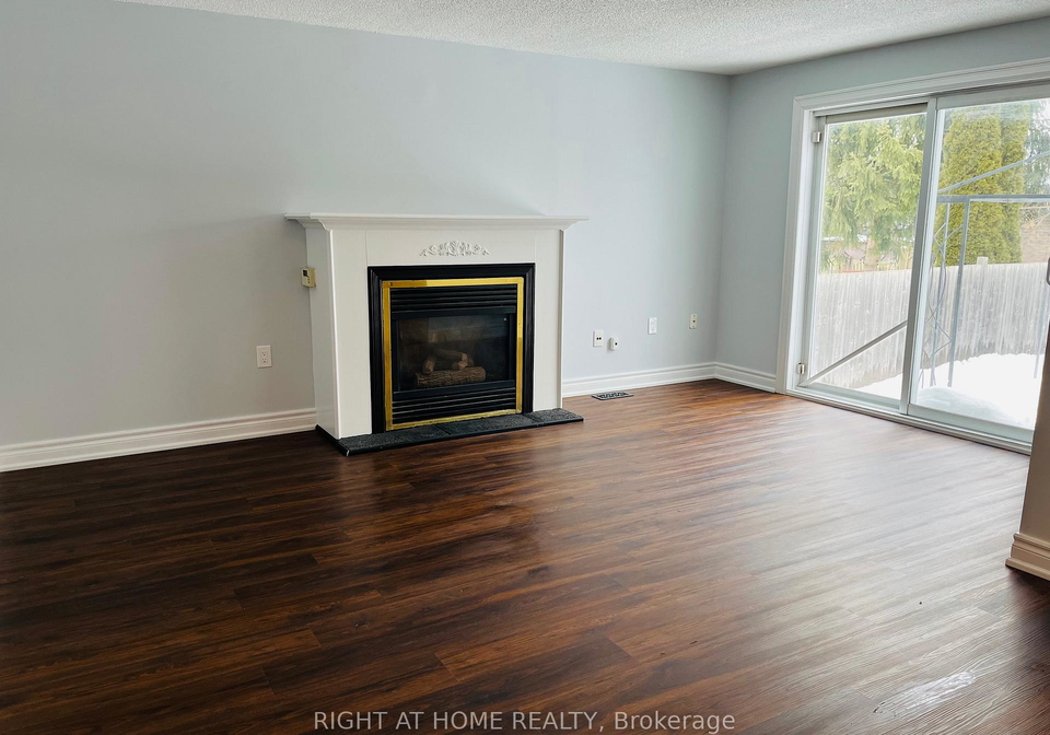 221-hickling-trail-barrie-ontario-s12592102