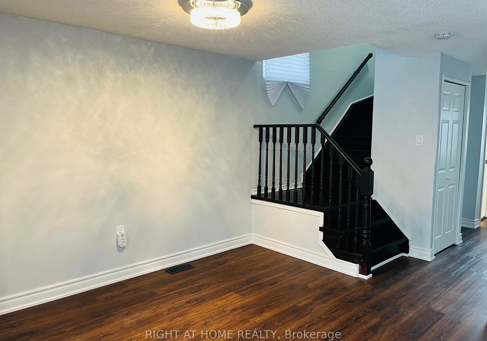 221-hickling-trail-barrie-ontario-s12592102