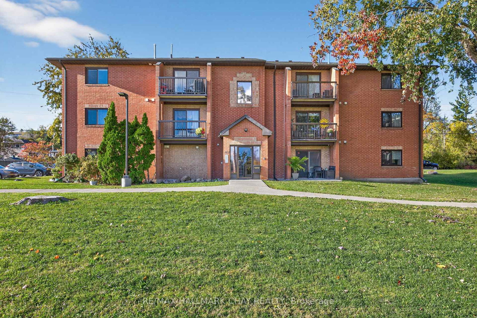 147-edgehill-drive-barrie-ontario-s12592380