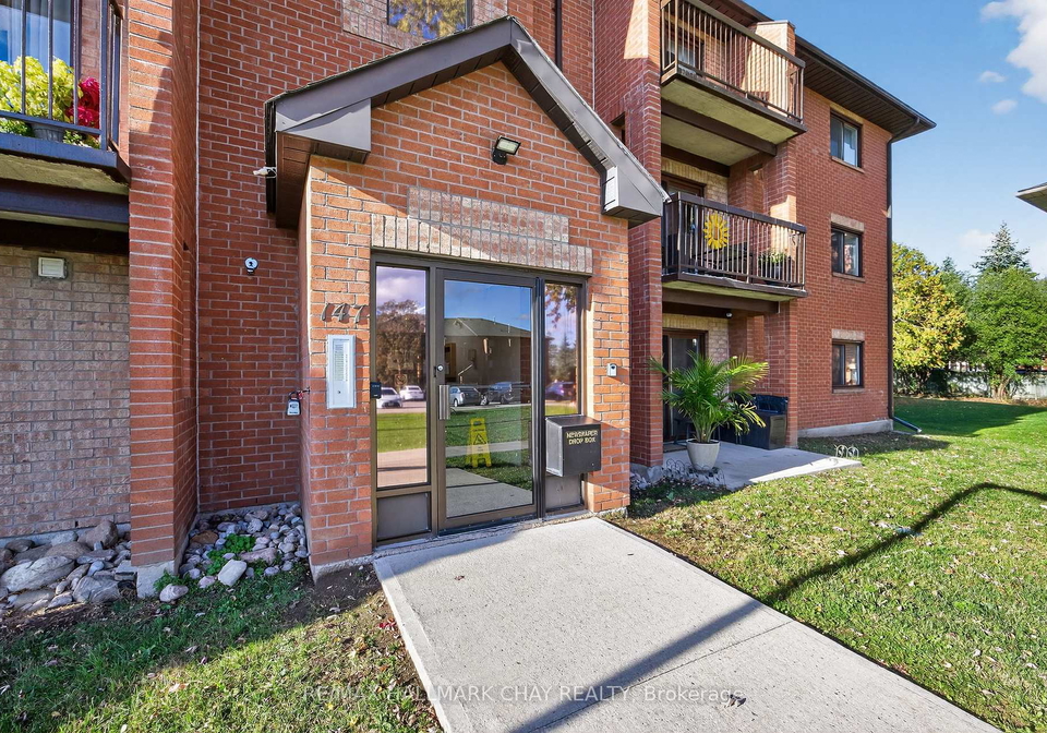147-edgehill-drive-barrie-ontario-s12592380