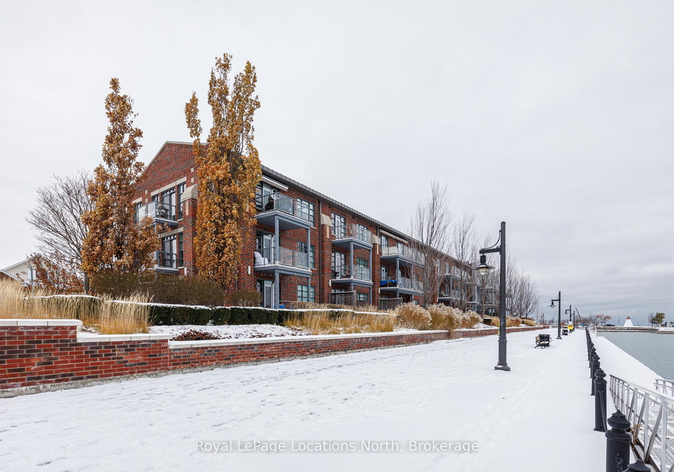 1-shipyard-lane-collingwood-ontario-s12594074
