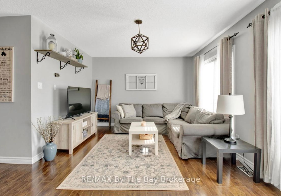 79-fernbrook-drive-wasaga-beach-ontario-s12595536