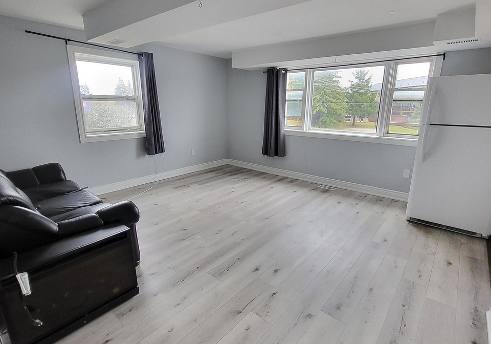 53essa-road-barrie-ontario-s12595832