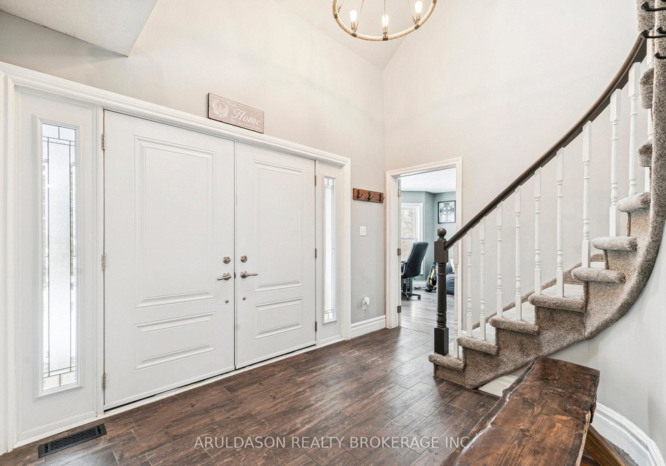 602-scarlett-line-springwater-ontario-s12601856