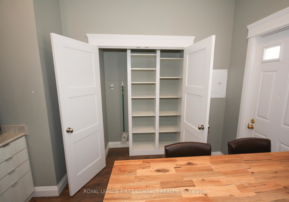19-peter-street-s-orillia-ontario-s12609154