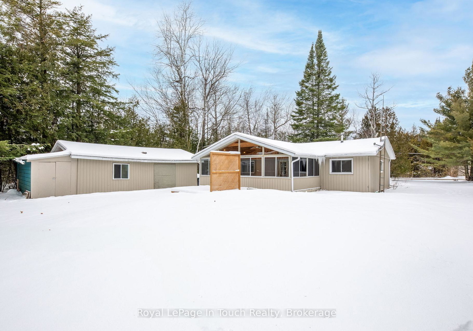 2198-champlain-road-tiny-ontario-s12609390