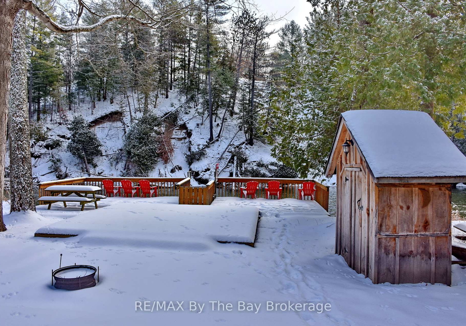 181-knox-road-e-wasaga-beach-ontario-s12611064