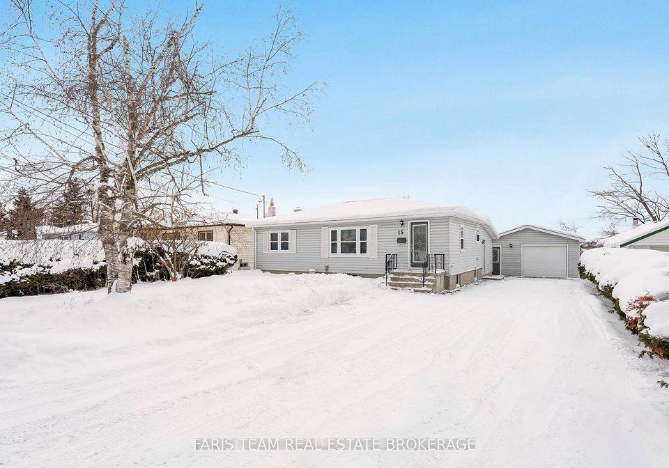 15-derby-street-orillia-ontario-s12612234