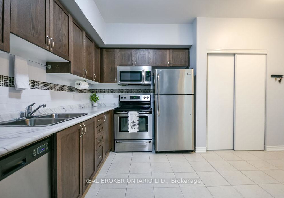 40-ferndale-drive-s-barrie-ontario-s12614354