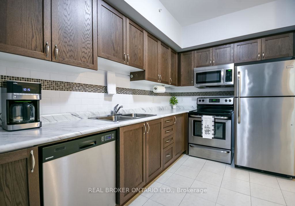 40-ferndale-drive-s-barrie-ontario-s12614354