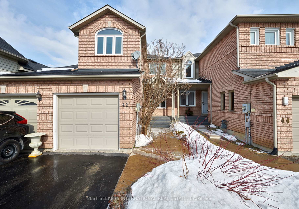 42-montserrand-street-barrie-ontario-s12616314
