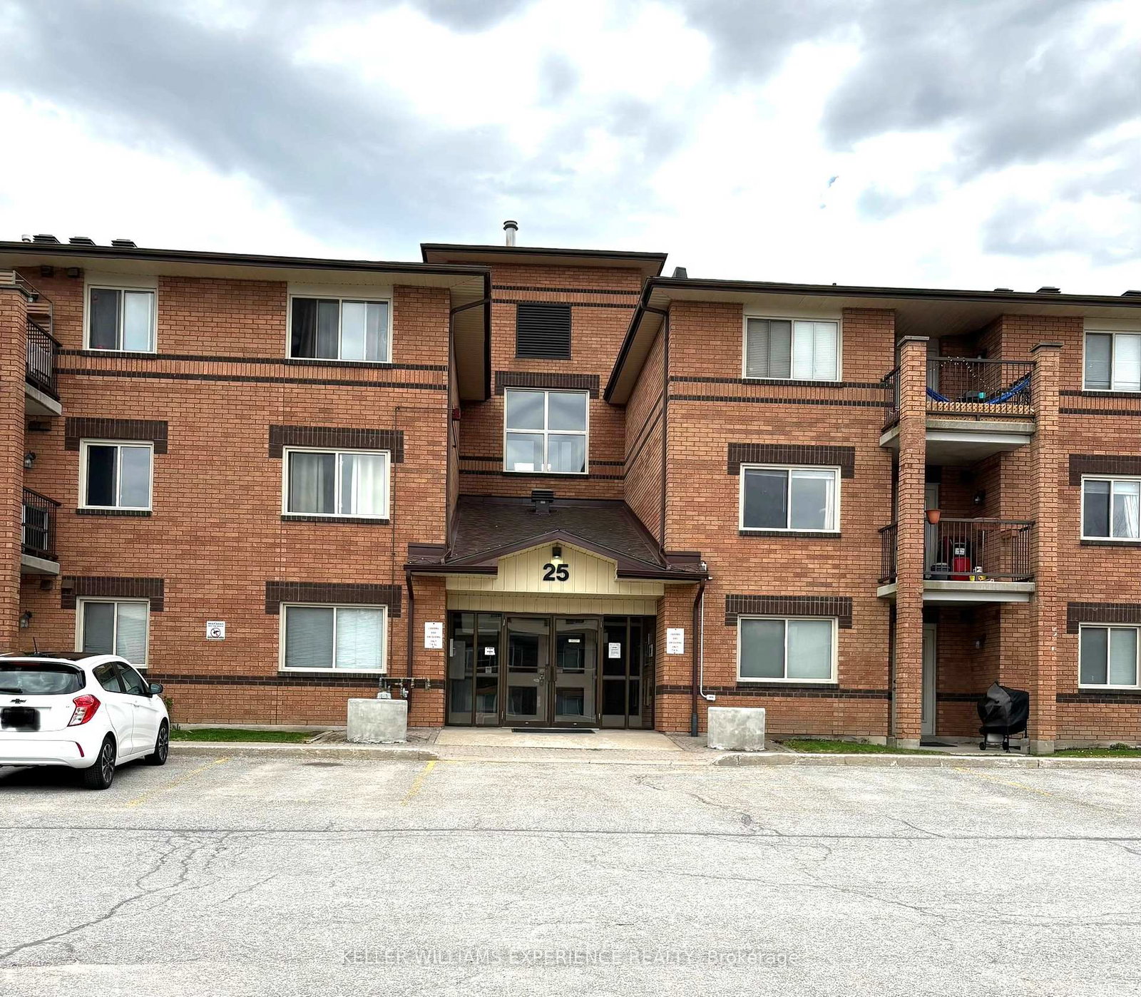 25-meadow-lane-barrie-ontario-s12628320