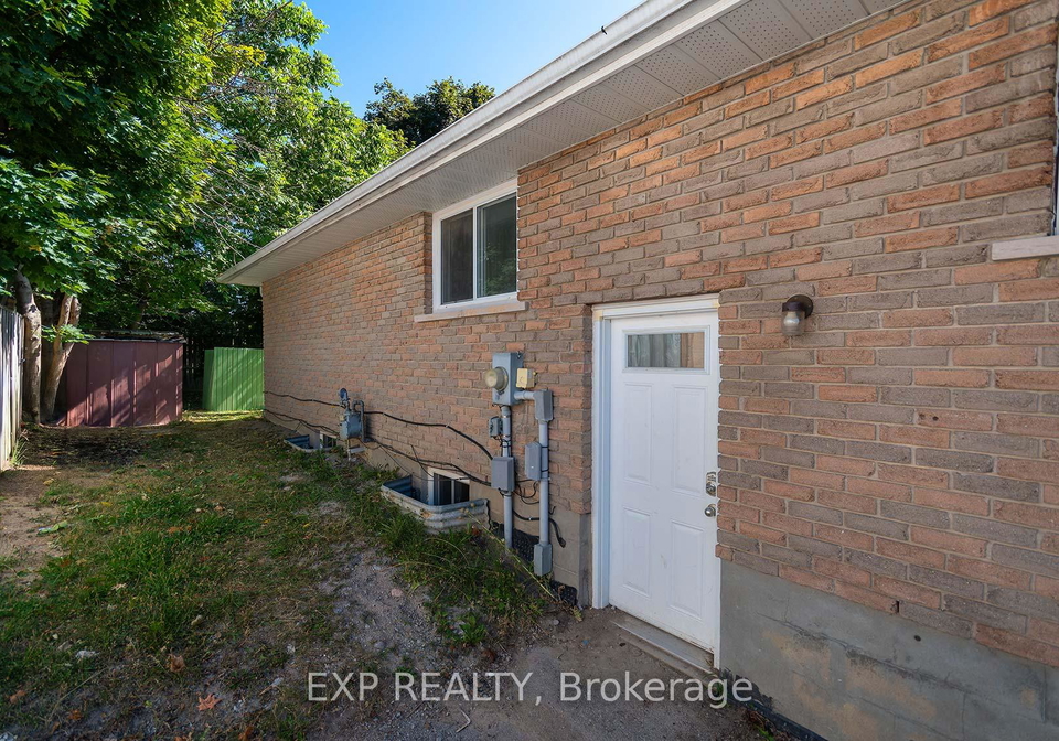 22a-bernick-drive-barrie-ontario-s12630218