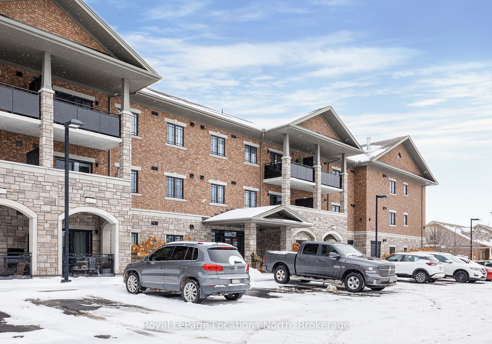 1-chamberlain-crescent-collingwood-ontario-s12635092