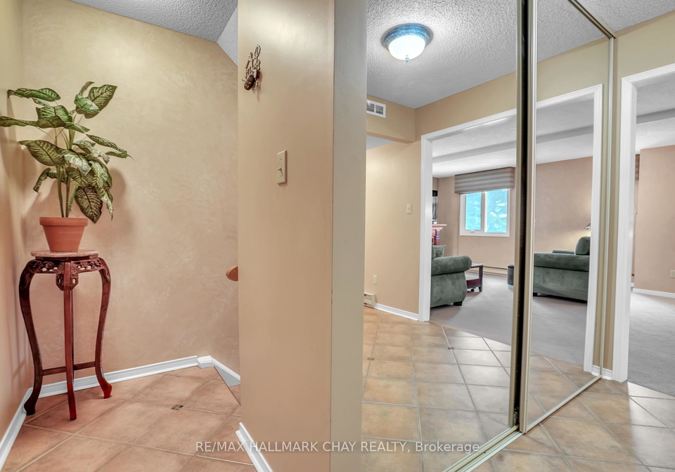 502-essa-road-barrie-ontario-s12641624