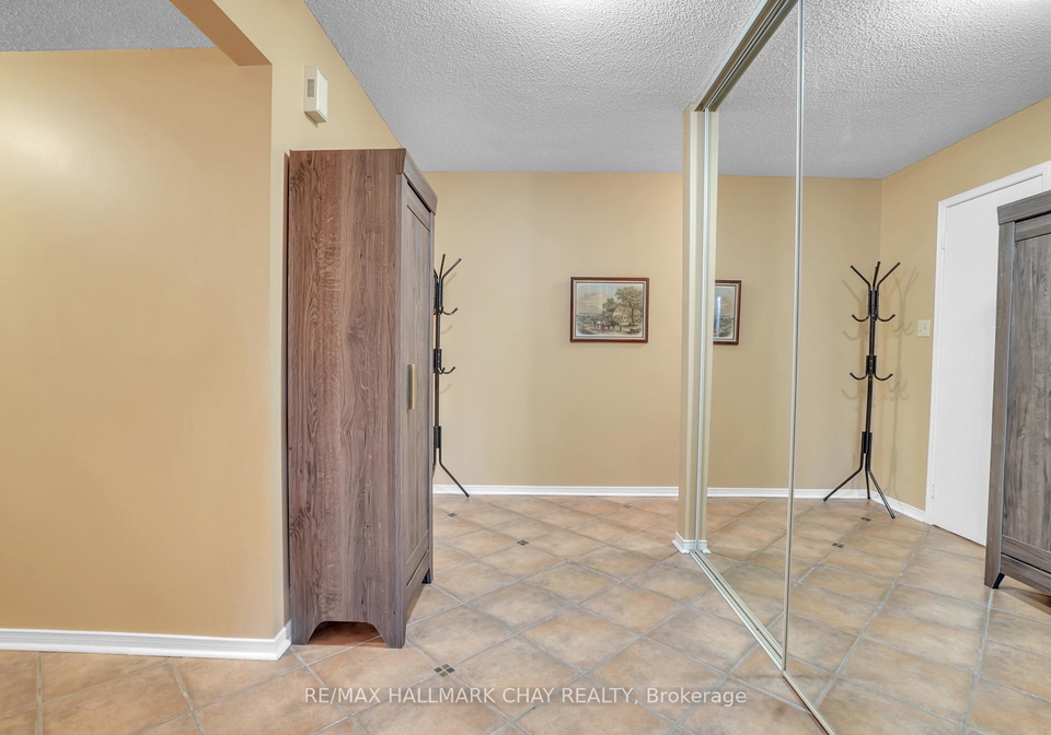 502-essa-road-barrie-ontario-s12641624