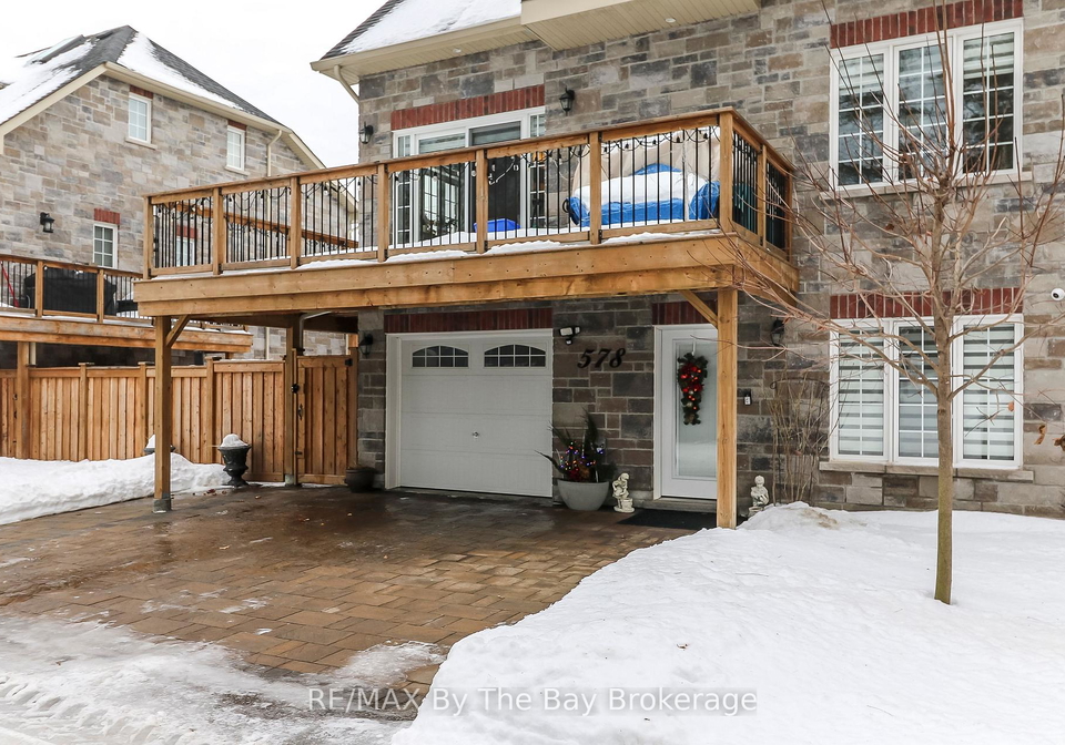 578-mosley-street-wasaga-beach-ontario-s12642344