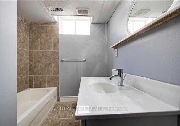 316-country-lane-barrie-ontario-s12649886