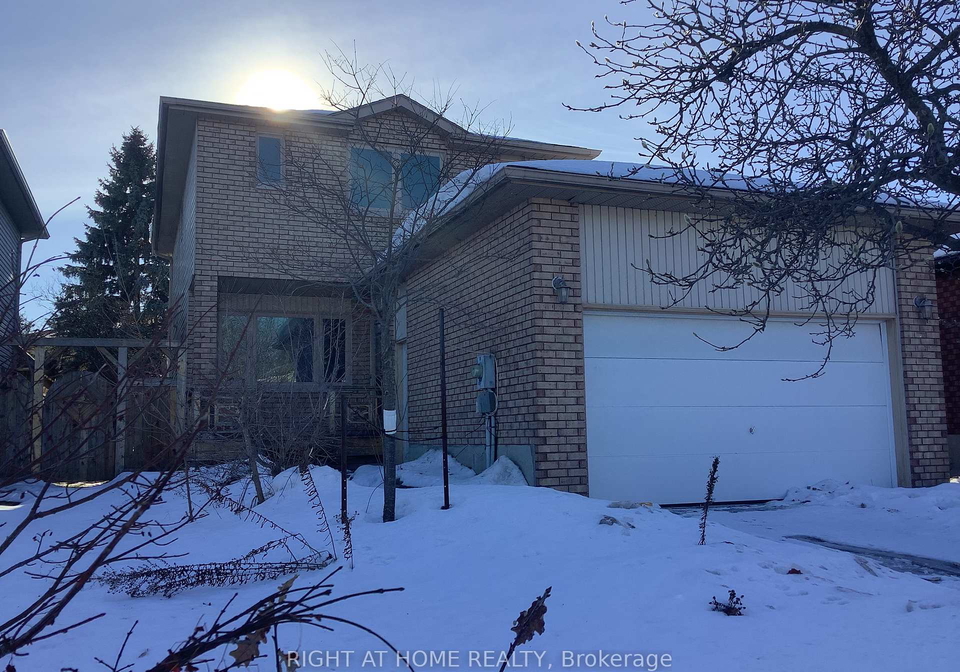 11-rosenfeld-drive-barrie-ontario-s12649962