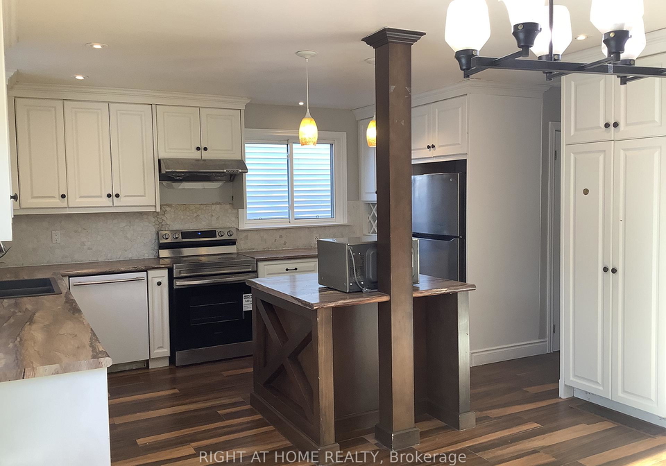 11-rosenfeld-drive-barrie-ontario-s12649962