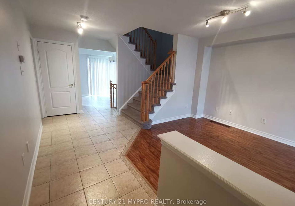 24-beatrice-lane-barrie-ontario-s12650274