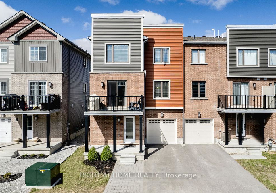 20-andean-lane-barrie-ontario-s12650936