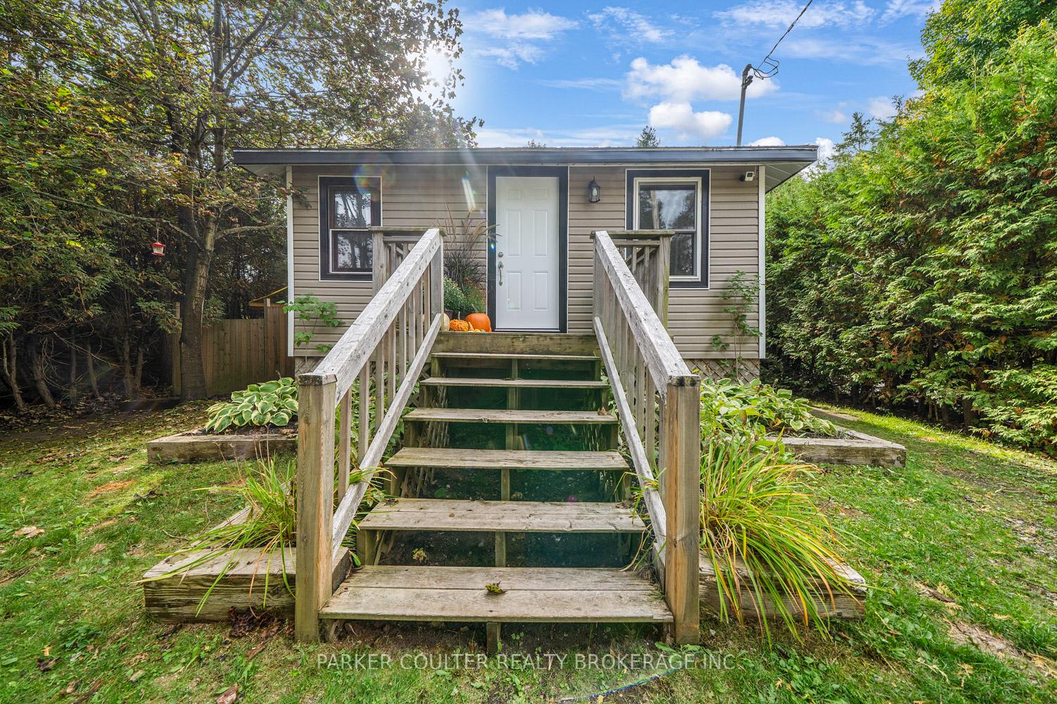1182-5-line-s-oro-medonte-ontario-s12651888