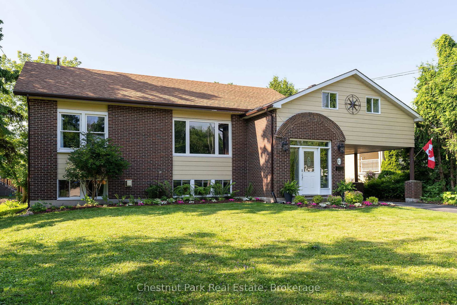 10-water-street-collingwood-ontario-s12656262