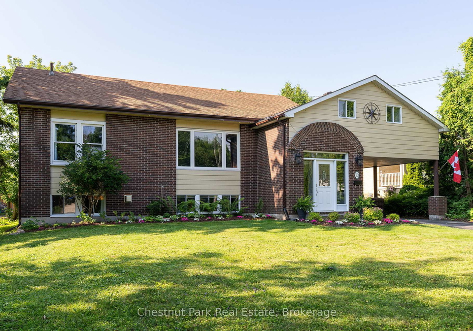 10-water-street-collingwood-ontario-s12656262